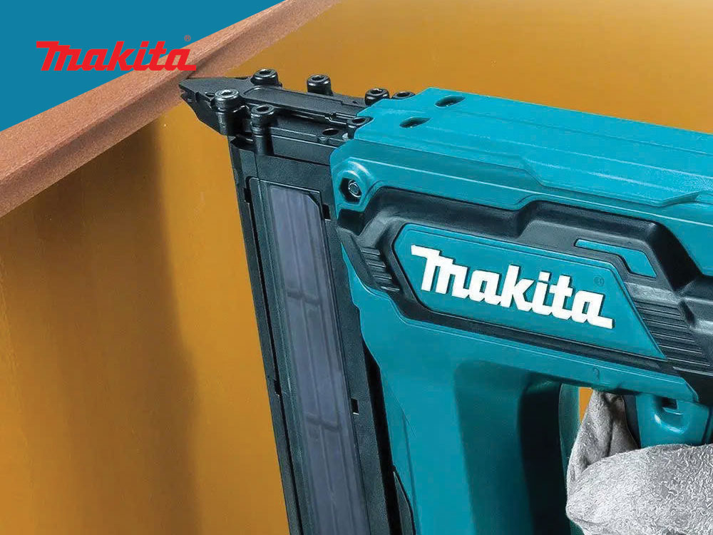 Máy bắn đinh Makita