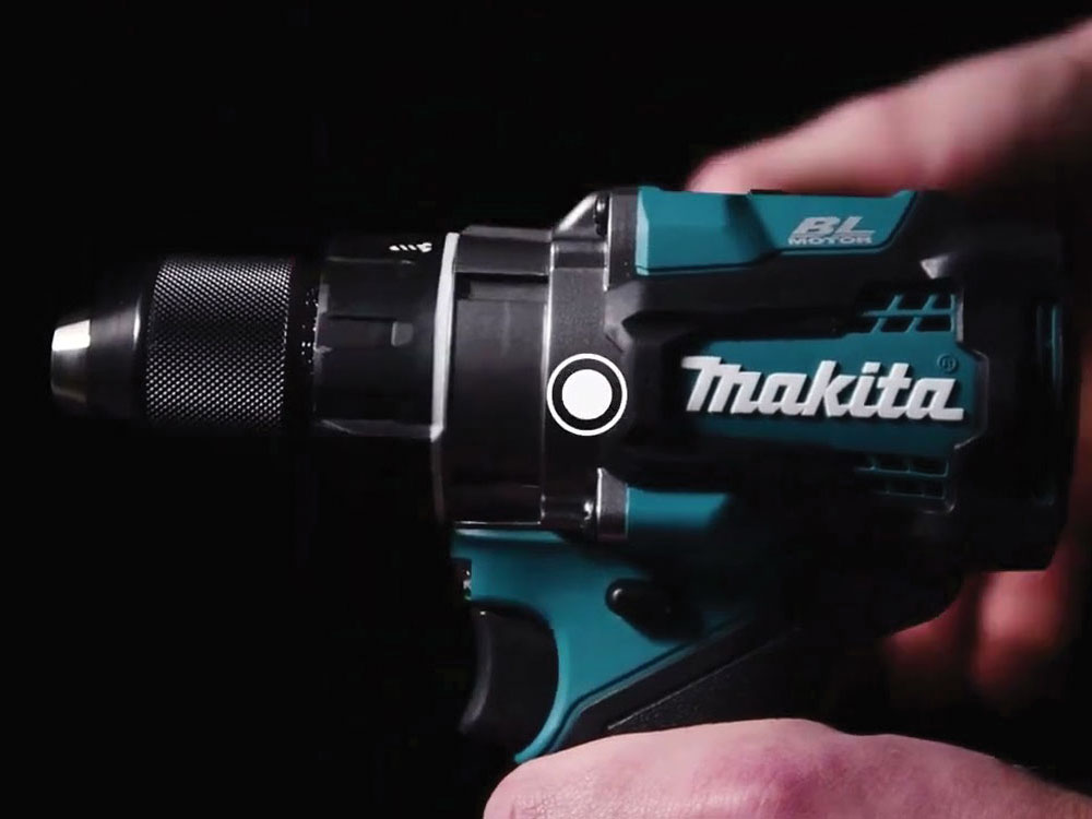 Máy khoan pin Makita