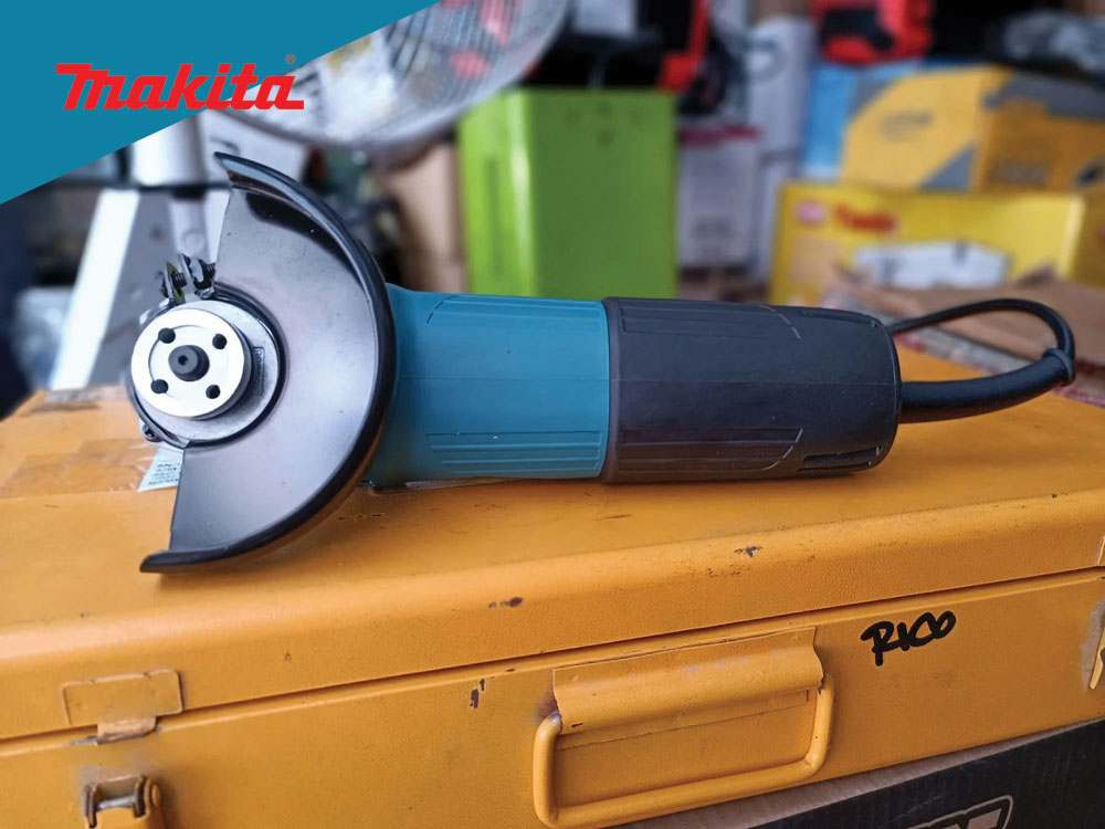Máy mài góc Makita M0900B