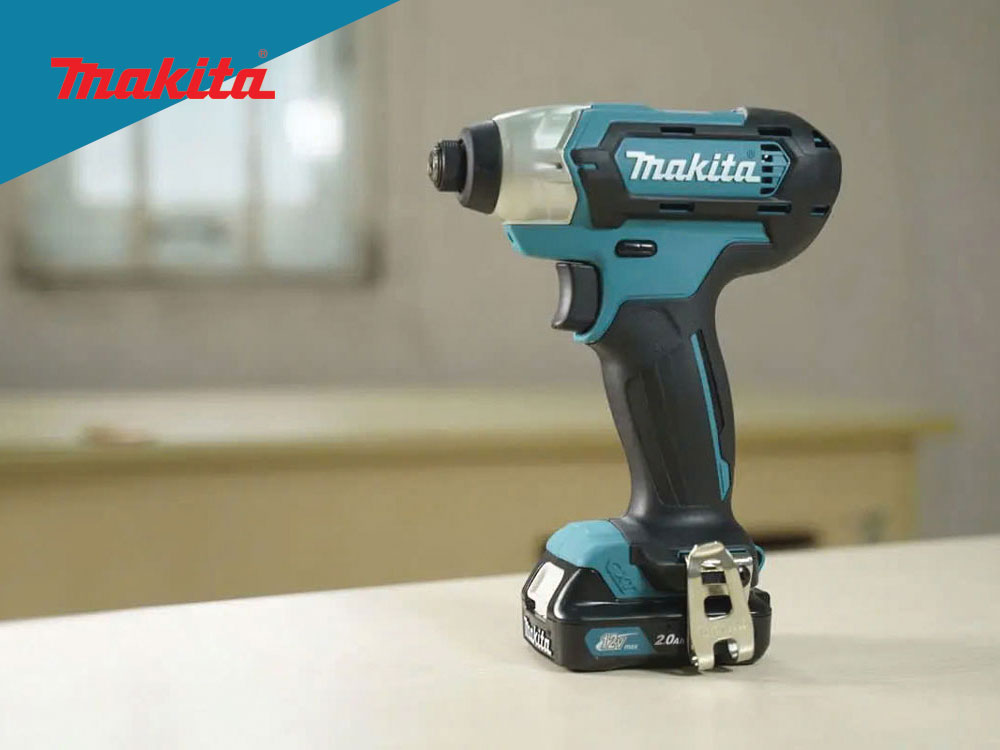 Máy bắt vít dùng pin Makita TD110DZ