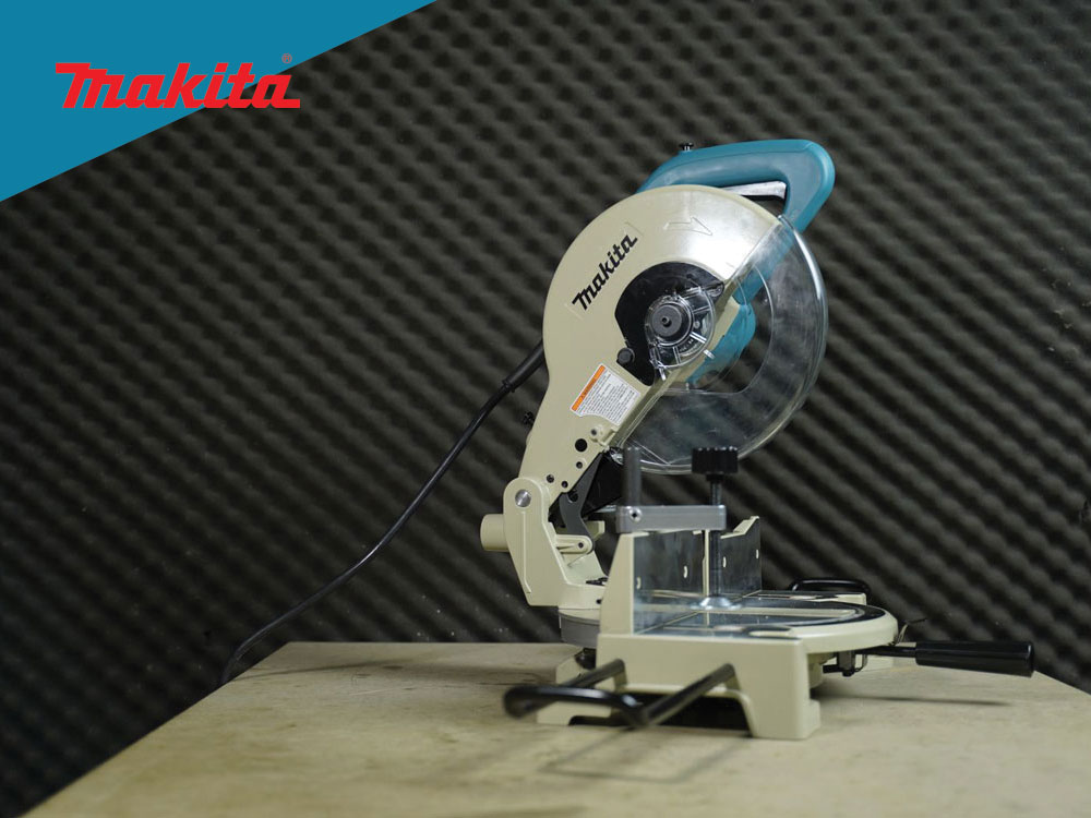 Máy cưa đa góc Makita LS1030N