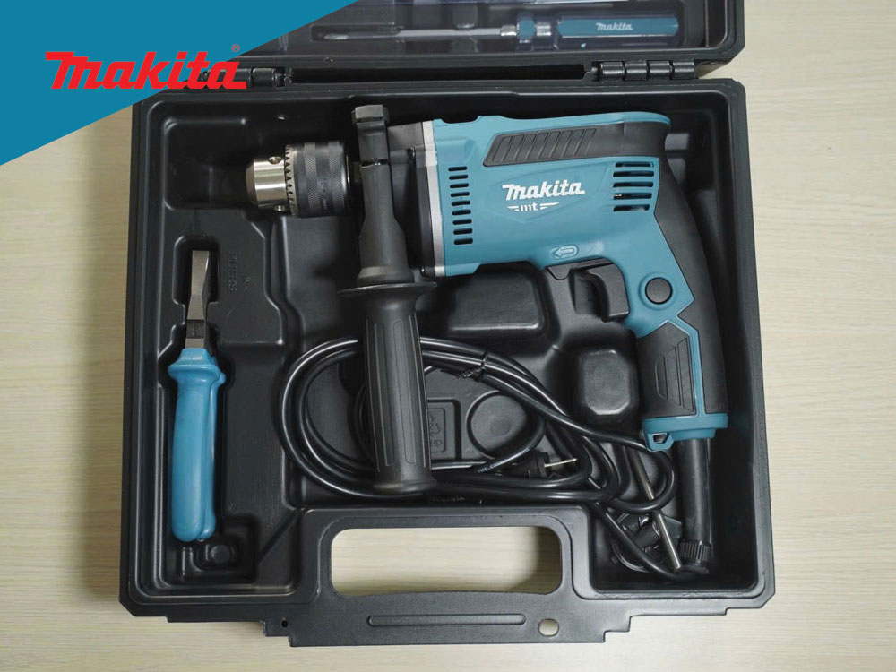 Máy khoan búa Makita M8103KX2B 26 phụ kiện
