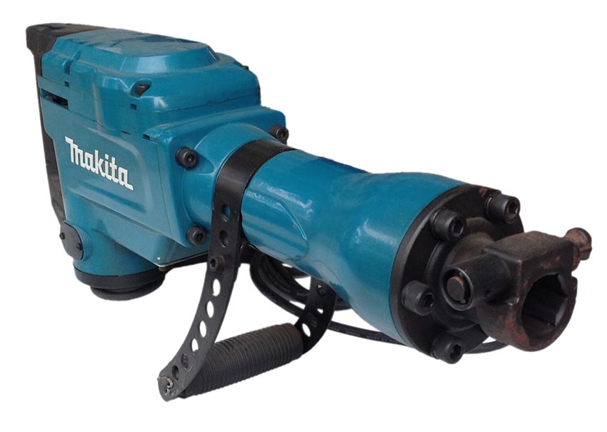 May_duc_be_tong_Makita_HM13061.jpg