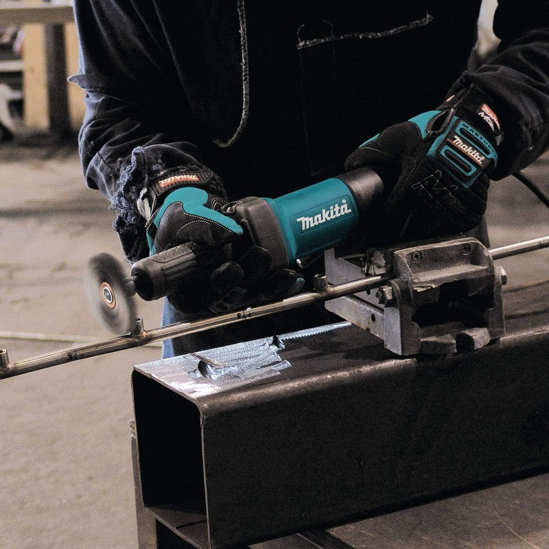 may-mai-khuon-makita-gd0600-6.jpg