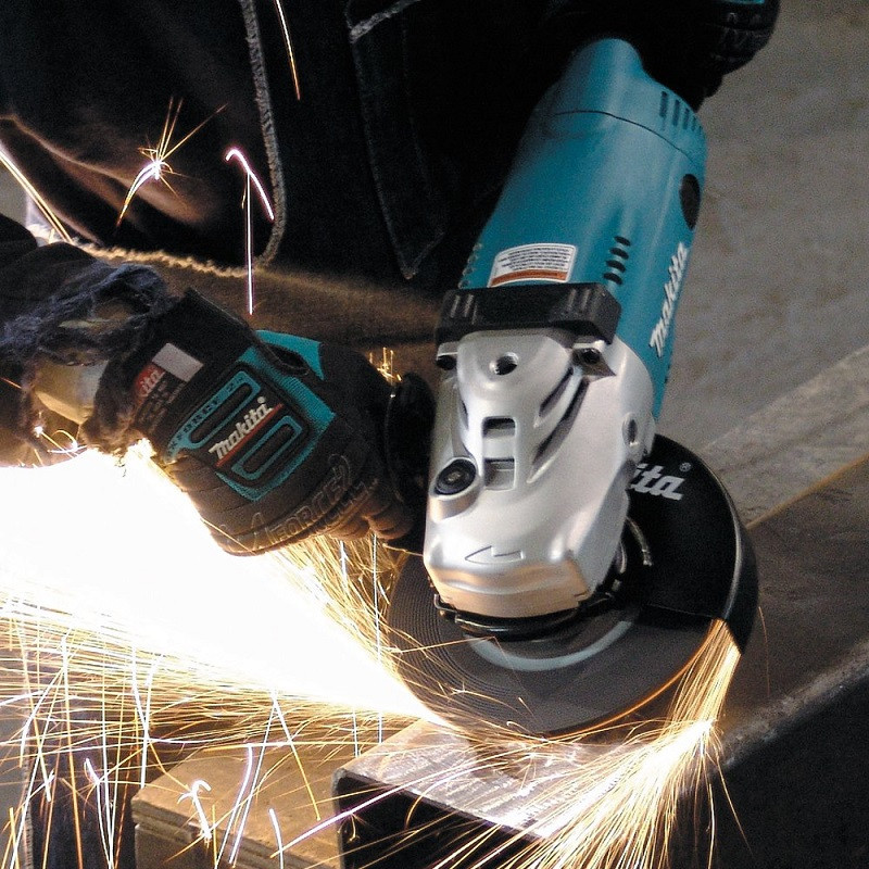 may-mai-makita-ga7020r01-180mm-2200w-4.jpg
